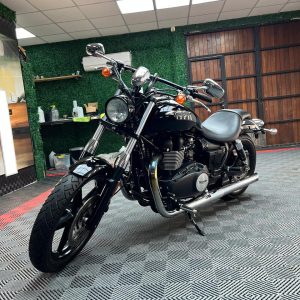 TRIUMPH SPEEDMASTER 865