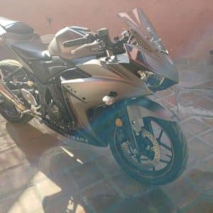 YAMAHA R3