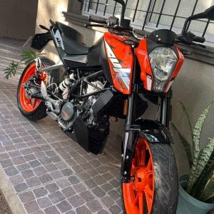 KTM DUKE 200