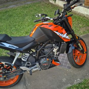 KTM DUKE 200