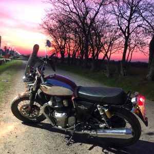 ROYAL ENFIELD INTERCEPTOR 650