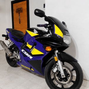 HONDA CBR 600 F2
